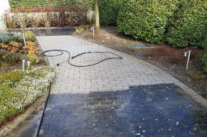 Photo de galerie - Nettoyage de terrasse, allé , toiture et façade 