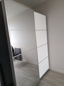 Photo de galerie - Montage dressing armoire porte coulissante 