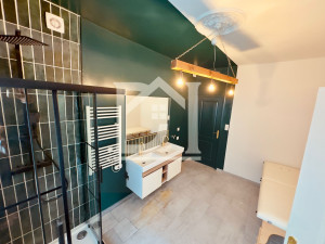 Photo de galerie - Réalisation de peinture sûr murs et Plafond 