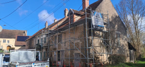 Photo de galerie - Pose echaffaudage dans les regle de securite 