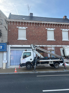 Photo de galerie - Travaux réalisés avec camion nacelle pas besoin d’échafaudage travail rapide 