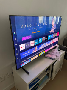 Photo de galerie - Installation et configuration de téléviseur HiSense