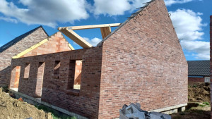 Photo de galerie - Construction vieux berquin 
maison.             


