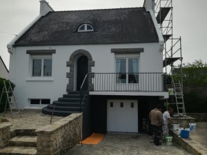 Photo de galerie - Final après peinture façade , barrière et escalier 