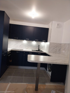 Photo de galerie - Montage meuble de cuisine et crédence 