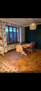 Photo de galerie - Pose de tapisserie avec raccords 