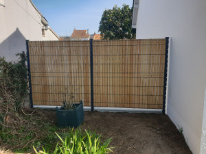 Photo de galerie - Pose d'une clôture