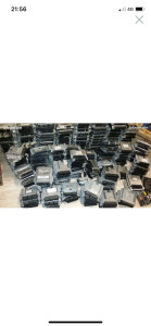 Photo de galerie - Stock calculateurs 