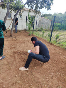 Photo de galerie - Préparation terasse pour poser le gazon 