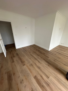 Photo de galerie - Pose sol LVT ,peinture ,électricité 