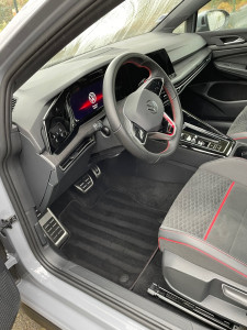 Photo de galerie - Nettoyage d’une Golf 8 Gti
