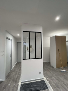 Photo de galerie - Création d’une cloison et pose d’une verrière