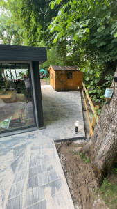 Photo de galerie - Pose de bordure et pave 