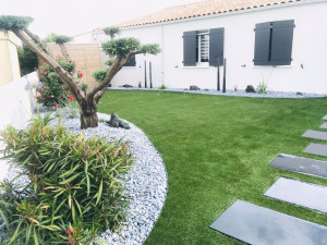 Photo de galerie - Photo prise sur internet mais j’ai réalisé de nombreux chantiers dans les jardins (abattage d’arbre, tonde de pelouse, taillage haies et buisson, nettoyage allée, finitions sur les rebord des trottoirs, nettoyage des mauvaises herbes etc)