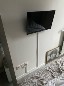 Photo de galerie - Fixation tv sur murs placo