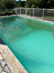 Photo de galerie - Entretien piscine