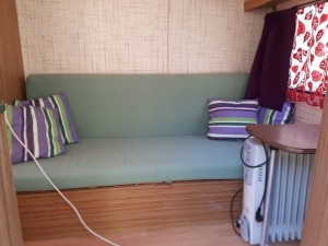 Photo de galerie - Réfection banquette de caravane / mobil-home /camping-car /  coussins canapé  etc