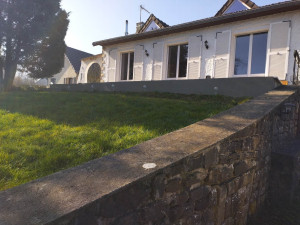 Photo de galerie - Enduit un soubassement de terrasse. 