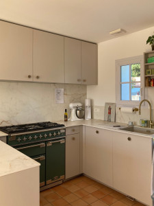 Photo de galerie - Pose d'une cuisine Perene.