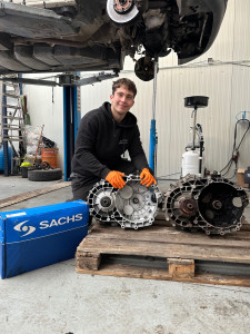 Photo de galerie - Changement boîte de vitesse transporteur 