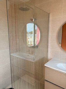 Photo de galerie - Salle de bain avec douche à l’italienne