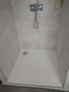 Photo de galerie - Pose d'un receveur de douche  