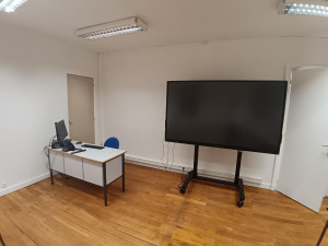 Photo de galerie - Installation d'écrans interactifs