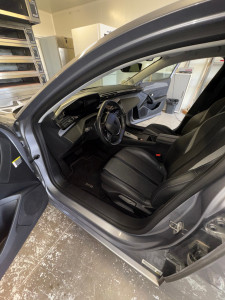 Photo de galerie - Nettoyage voiture intérieur