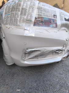 Photo de galerie - Retouches peinture bas de caisse. Saint Hippolyte. Novembre 2025.