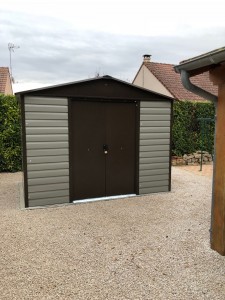 Photo de galerie - Montage d’une cabane sur dalle faite au par avant 