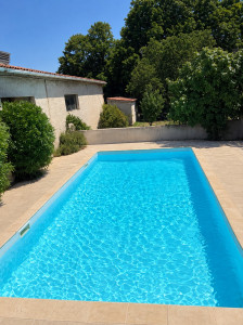 Photo de galerie - Karcher terrasse +Peinture piscine + mise en route et taille des lauriers roses 