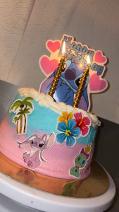 Photo de galerie - Gâteux stitch anniversaire 
