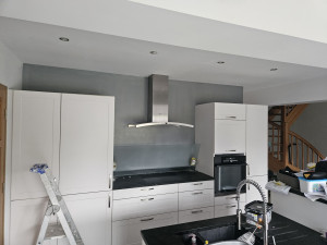 Photo de galerie - Finition murs cuisine 