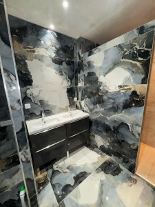 Photo de galerie - Meuble double vasque posé les raccorder ! 