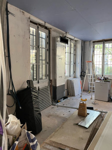 Photo de galerie - Pose d’une unité de climatisation avec son plénum fait sur mesure