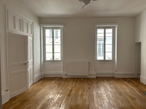 Photo de galerie - Repeindre tout en blanc pour ramener de la lumière 