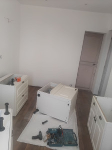 Photo de galerie - J'ai monter une cuisine a remettre tout en place et réparé les meubles 