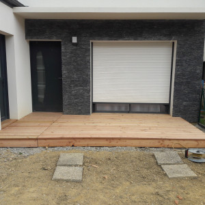 Photo de galerie - Petite terrasse bois