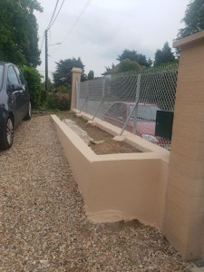 Photo de galerie - Construction mur clôture avec massif