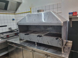 Photo de galerie - BARBECUE INOX 