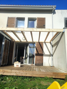 Photo de galerie - Pergola sapin