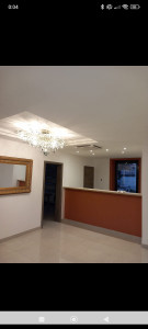 Photo de galerie - Peinture réalisé dans un hall d'entrée, bureau agence immobilière.