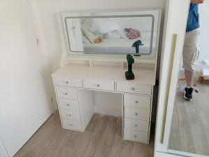 Photo de galerie - Coiffeuse 