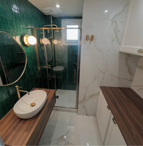 Photo de galerie - Pose d’une douche 