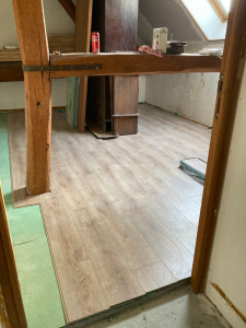 Photo de galerie - POSE de SOL Stratifié 