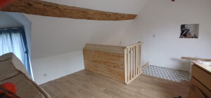 Photo de galerie - Construction d'une rambarde d'escalier en matériaux de récup !