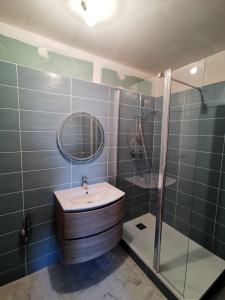 Photo de galerie - Rénovation de salles de bain en cour :)