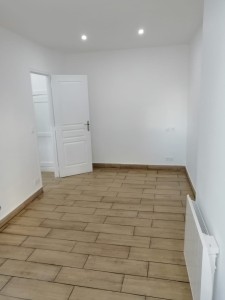 Photo de galerie - Rénovation d'un appartement en peinture et revêtement des sols