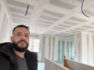 Photo de galerie - Bricolage et multi services
