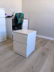 Photo de galerie - Montage table de chevet